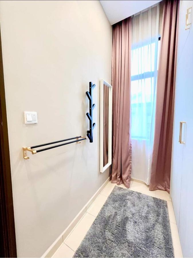 Faridz Homestay At Myra Saujana Kampong Simpang Empat 외부 사진