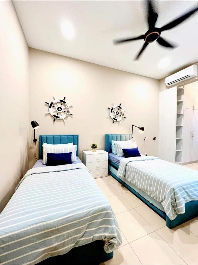 Faridz Homestay At Myra Saujana Kampong Simpang Empat 외부 사진